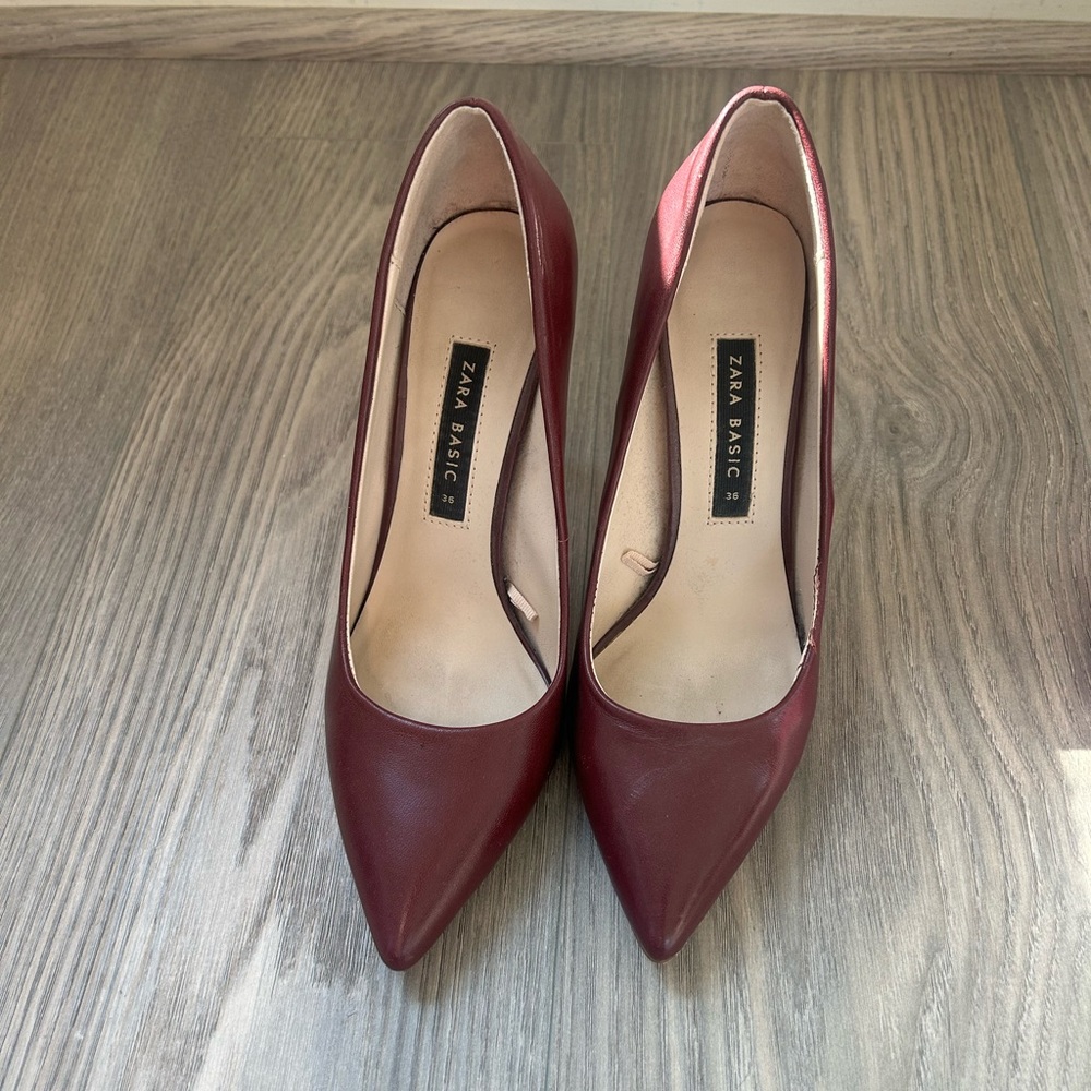 Zara Women's Burgundy Heels